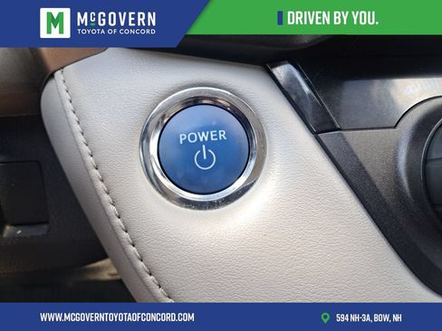 Used 2017 Toyota RAV4 Limited w/ Carpet Mat Package AWD/4WD image 26