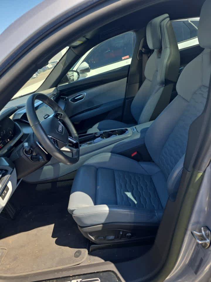 Used 2022 Audi e-tron GT Prestige w/ Prestige Package AWD/4WD image 8