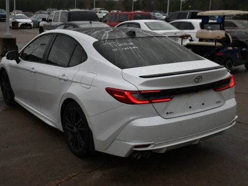 Used 2025 Toyota Camry XSE image 3