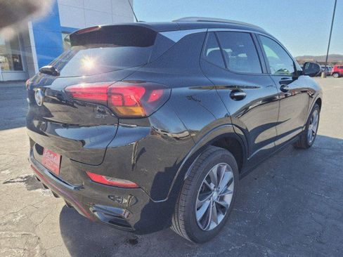 Used 2023 Buick Encore GX Select w/ Sport Touring Package image 5