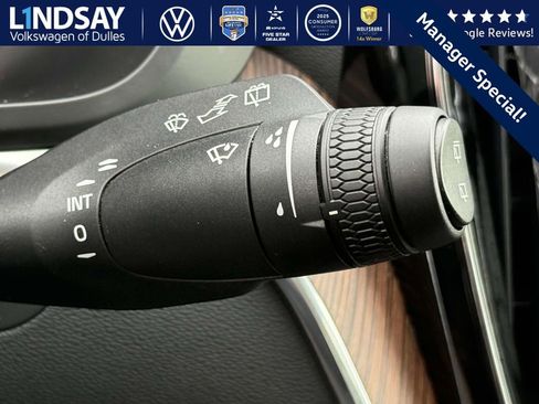 Used 2023 Volvo XC60 B5 Plus w/ Climate Package image 23