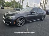 Used 2018 BMW M550i xDrive w/ Dynamic Handling Package image 2