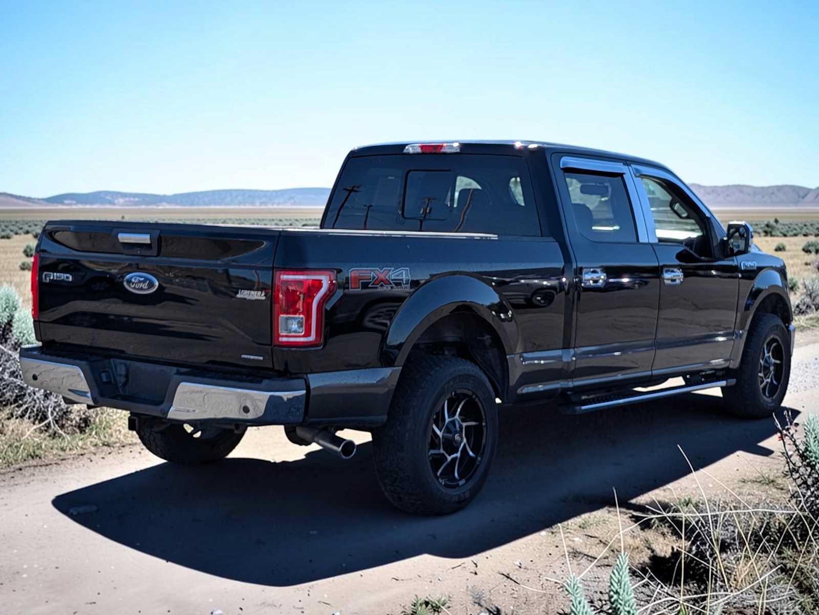 Used 2016 Ford F150 XLT w/ Equipment Group 302A Luxury AWD/4WD image 5