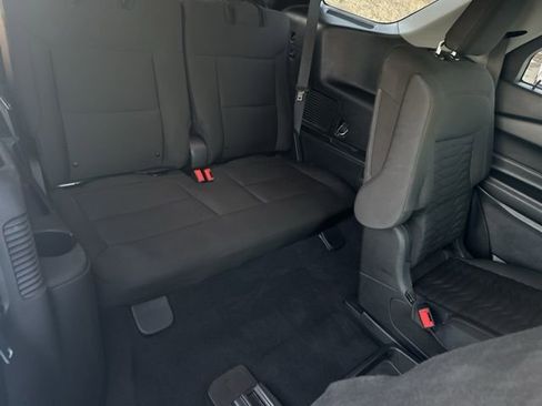 Used 2021 Ford Explorer XLT image 46