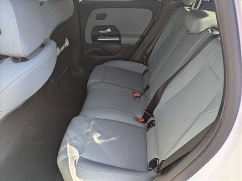 New 2026 Mercedes-Benz GLA 250 image 15