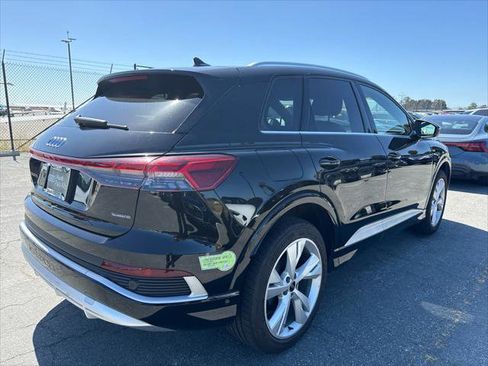 Used 2023 Audi Q4 e-tron Premium Plus w/ Premium Plus AWD/4WD image 3