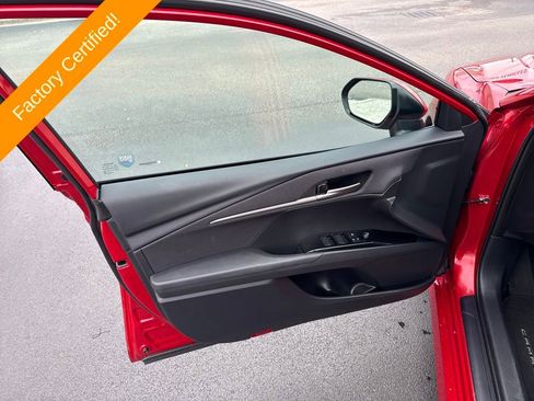 Used 2025 Toyota Camry LE image 10