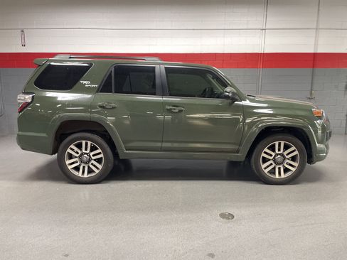 Used 2022 Toyota 4Runner TRD Sport image 7