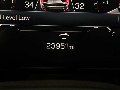 Used 2025 GMC Yukon Denali image 17