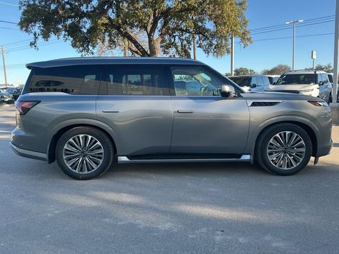 New 2026 INFINITI QX80 Luxe w/ Cargo Package AWD/4WD image 4
