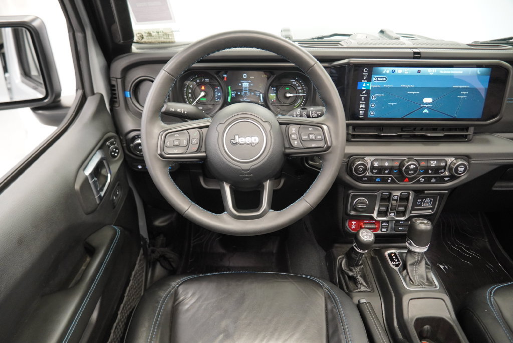 Used 2024 Jeep Wrangler Unlimited Rubicon 4xe w/ Technology Group AWD/4WD image 21