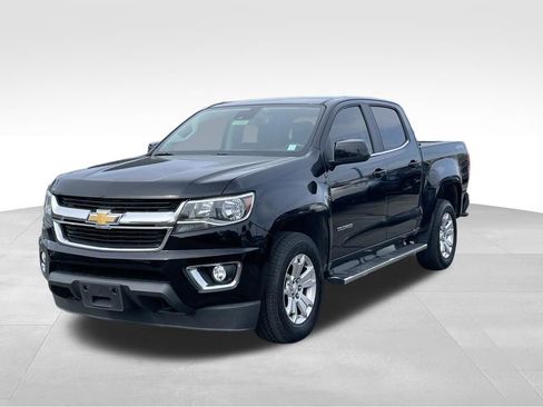 Used 2019 Chevrolet Colorado LT w/ LT Convenience Package image 2