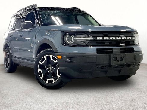 Used 2024 Ford Bronco Sport Outer Banks w/ Tech Package AWD/4WD image 1
