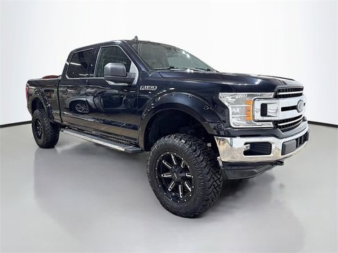 Used 2020 Ford F150 XLT w/ Trailer Tow Package image 5