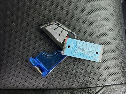 Used 2022 Honda HR-V EX-L image 33