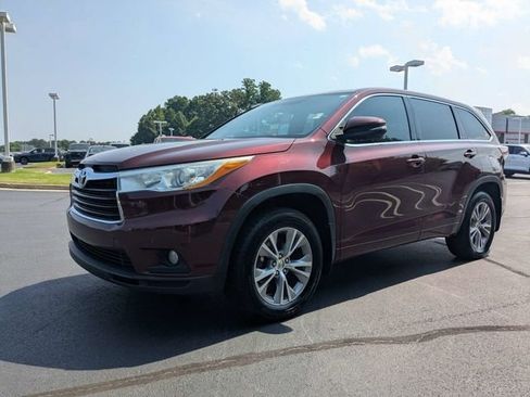 Used 2014 Toyota Highlander Plus AWD/4WD image 5