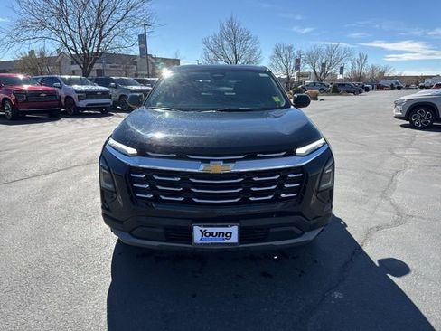 Certified 2025 Chevrolet Equinox LT image 2