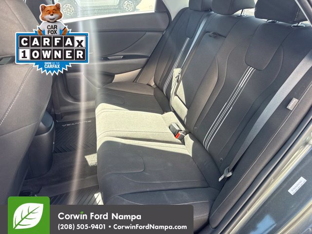 Used 2025 Hyundai Elantra SEL FWD image 13