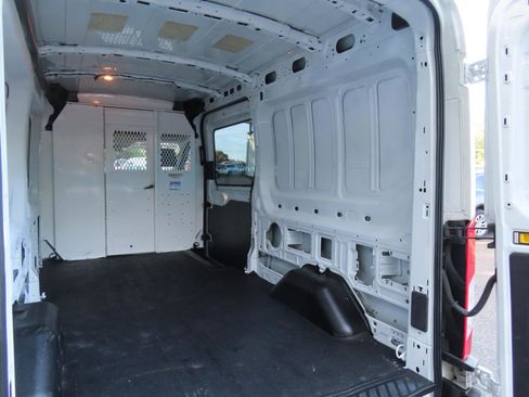 Used 2015 Ford Transit 150 148 Medium Roof RWD image 22