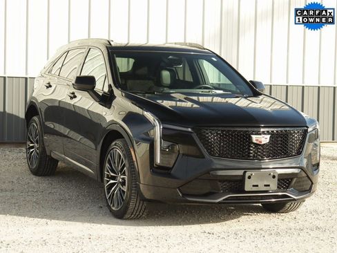 Certified 2024 Cadillac XT4 Sport image 1