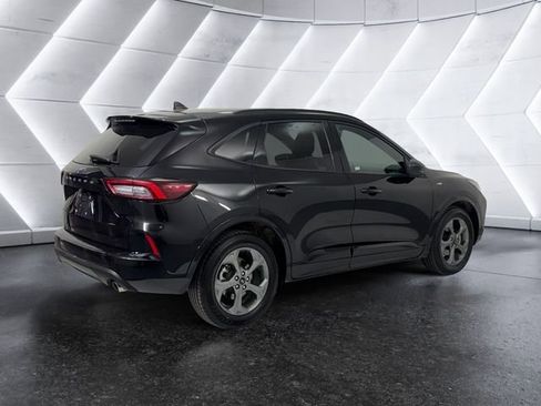 Used 2023 Ford Escape ST-Line image 4