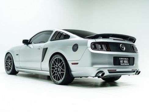 Used 2013 Ford Mustang GT image 18