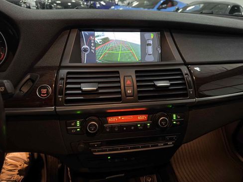 Used 2013 BMW X5 xDrive50i AWD/4WD image 12