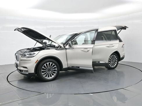 Used 2023 Lincoln Aviator Reserve w/ Equipment Group 201A image 49