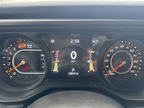 Certified 2025 Jeep Wrangler Unlimited Sport AWD/4WD image 12
