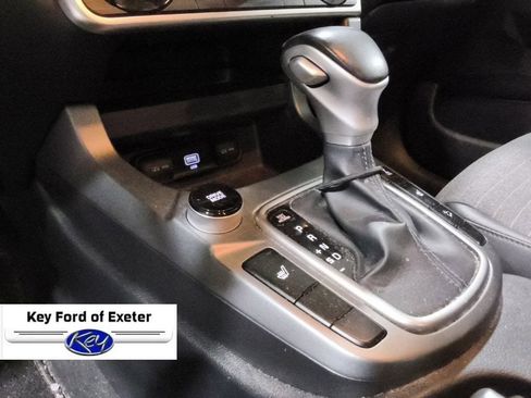 Used 2021 Kia Seltos S AWD/4WD image 34