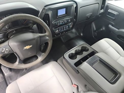 Used 2015 Chevrolet Silverado 1500 W/T image 2