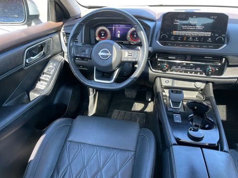 Certified 2023 Nissan Rogue Platinum w/ Platinum Premium Package AWD/4WD image 9
