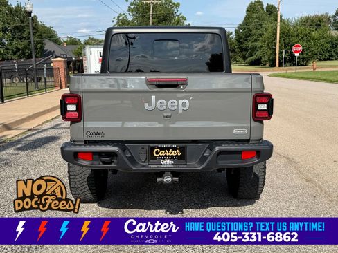 Used 2020 Jeep Gladiator Overland w/ LED Lighting Group AWD/4WD image 10
