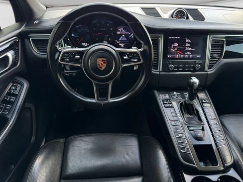Used 2018 Porsche Macan GTS AWD/4WD image 25
