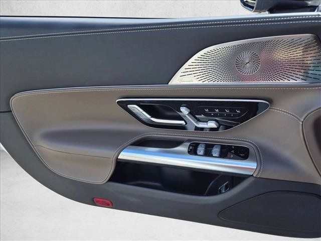 Certified 2023 Mercedes-Benz SL 63 AMG 4MATIC image 12