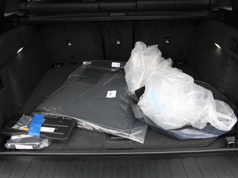 New 2026 BMW X5 xDrive40i w/ Executive Package image 25