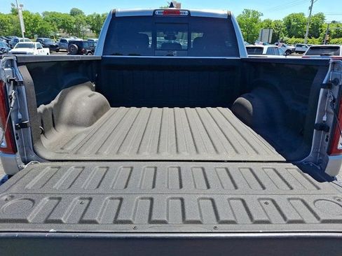 Used 2020 RAM 1500 Big Horn AWD/4WD image 34