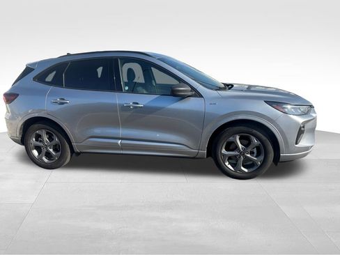 Used 2024 Ford Escape ST-Line w/ Cold Weather Package image 8