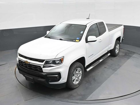 Used 2021 Chevrolet Colorado LT w/ Fleet Safety Package image 21