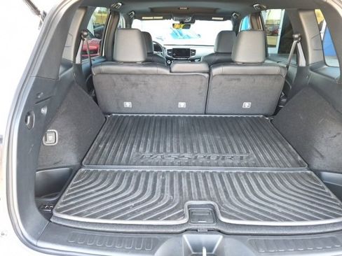 Used 2023 Honda Passport Elite image 12