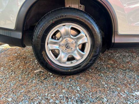 Used 2014 Honda CR-V LX image 19