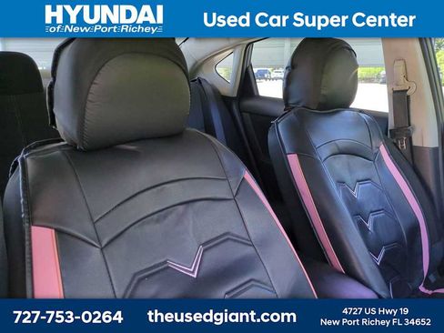 Used 2015 Nissan Sentra S FWD image 6