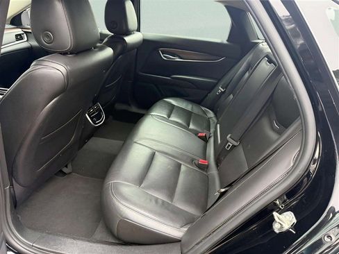Used 2019 Cadillac XTS Luxury FWD image 13