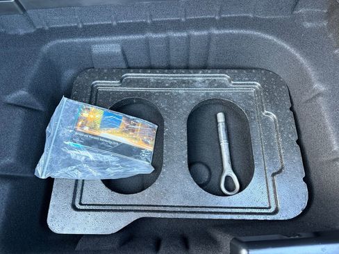 Used 2018 Mercedes-Benz E 300 4MATIC w/ Premium 1 Package image 47