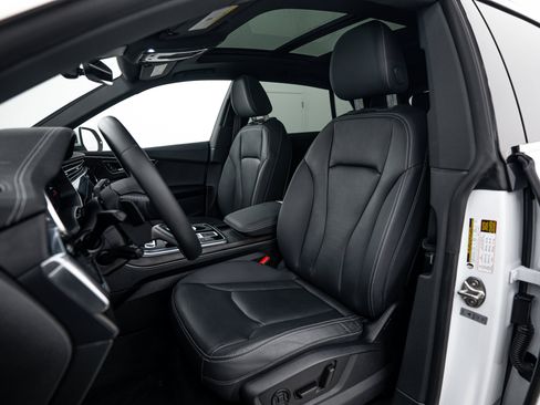 Certified 2023 Audi Q8 Premium w/ Convenience Package AWD/4WD image 16