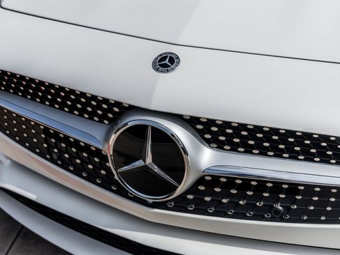 Used 2020 Mercedes-Benz SL 550 image 18