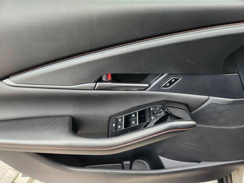 Certified 2025 MAZDA CX-30 Carbon image 17