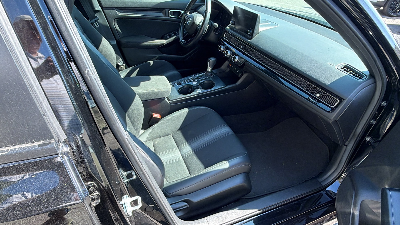 Used 2025 Honda Civic Sport image 19
