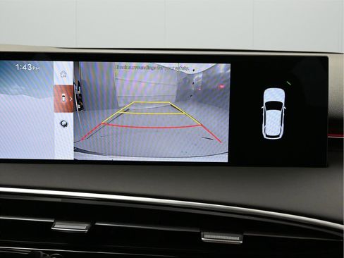 Used 2026 Genesis GV70 2.5T Select image 6