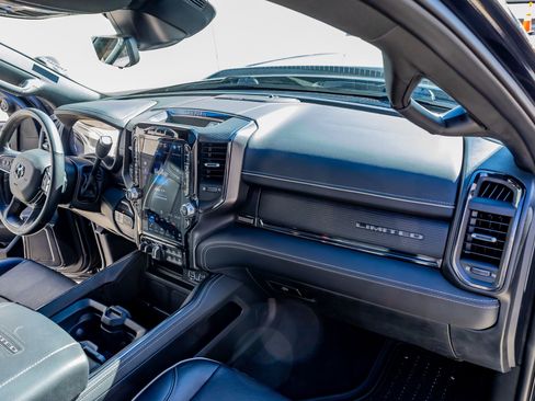 Used 2024 RAM 2500 Limited image 18